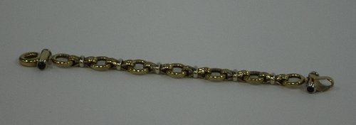 Appraisal: An Italian ct gold bracelet of alternating circular and baton