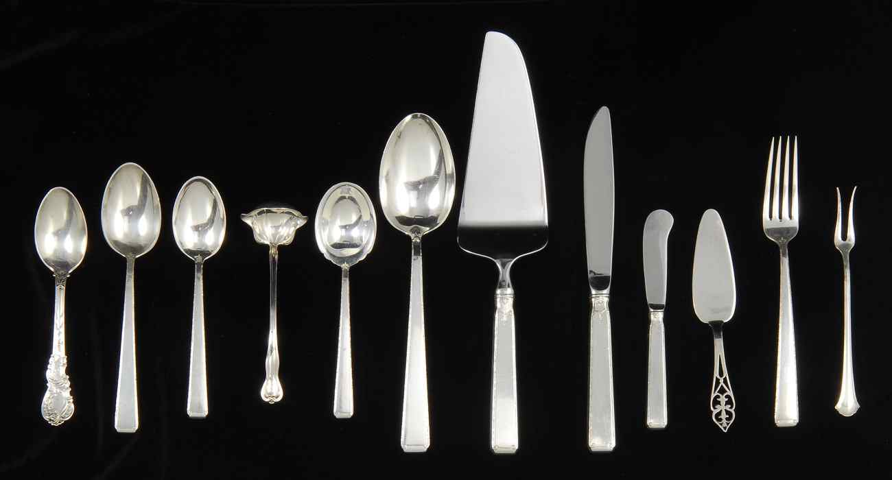 Appraisal: TOWLE STERLING SILVER PARTIAL FLATWARE SETIn the Old Lace'' pattern