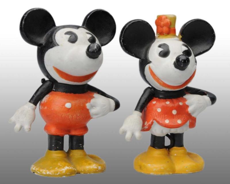 Appraisal: Disney Mickey Minnie Mouse Toothbrush Holders Description Both are in