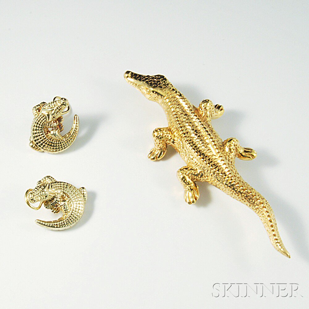 Appraisal: Three Pieces of kt Gold Alligator-themed Jewelry a pin and