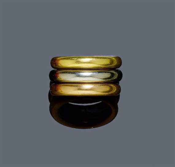 Appraisal: TRICOLOUR GOLD RINGS CARTIER ELLIPSE Pink yellow and white gold