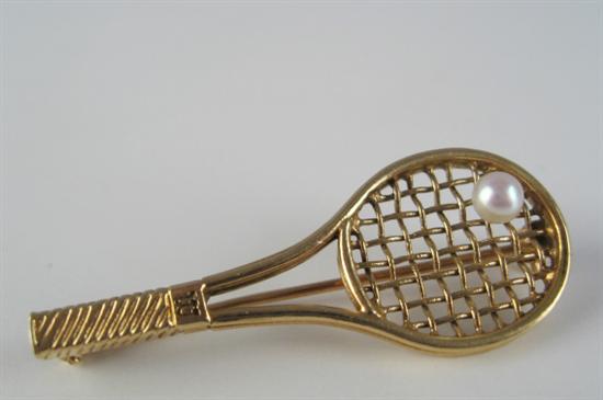 Appraisal: A Gold Tennis Racquet Brooch K marked yellow gold in