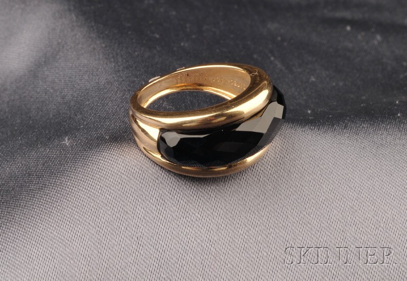 Appraisal: kt Gold and Onyx Ring Van Cleef Arpels France set