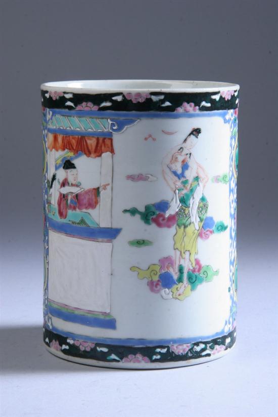 Appraisal: CHINESE FAMILLE ROSE PORCELAIN BRUSH HOLDER Qing dynasty Floral decoration