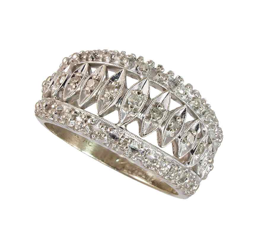 Appraisal: K DIAMOND RING K white gold ring contains round single