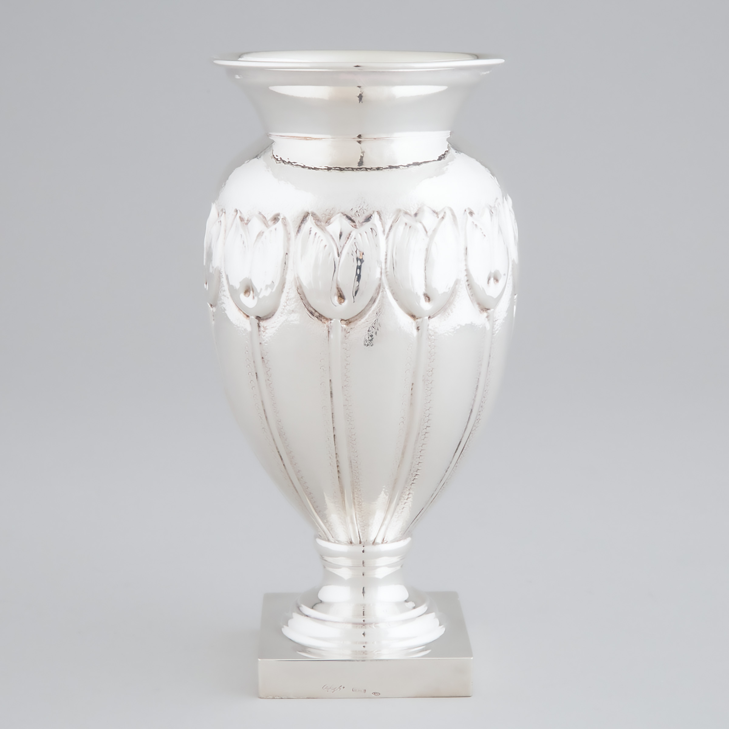 Appraisal: Italian Silver Vase Enzo Cerfagli Florence th century height in