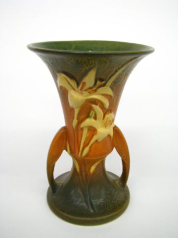 Appraisal: Roseville Pottery Zephyr Lily brown vase - no noticed chips