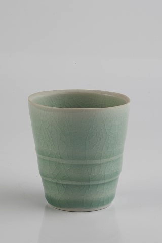 Appraisal: Edmund de Waal British b Beakercrackled celadon glazeimpressed potter's seal