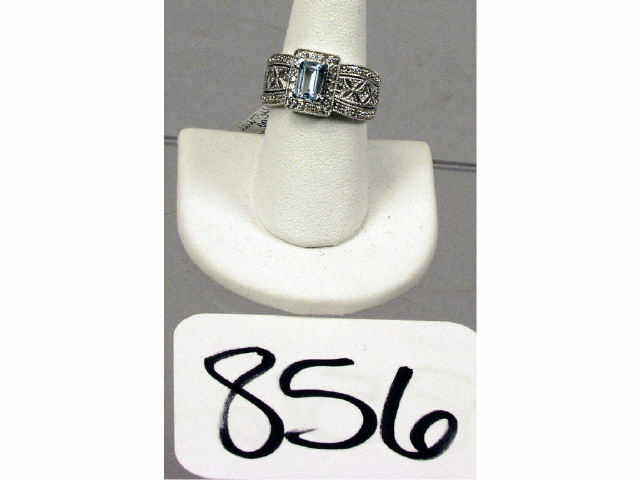 Appraisal: Lady's K white gold custom designed ring set with a