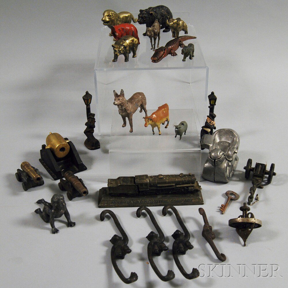 Appraisal: Group of Toys and Banks including an American Locomotive Company