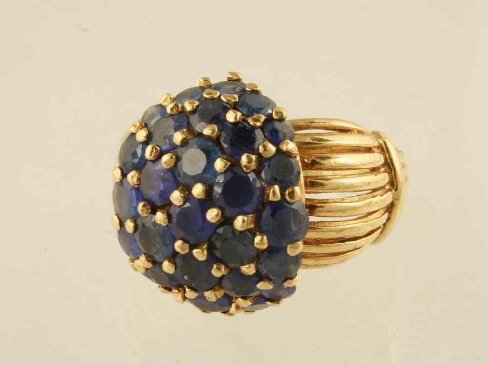 Appraisal: LADY'S RING - K yellow gold and sapphire dome ring