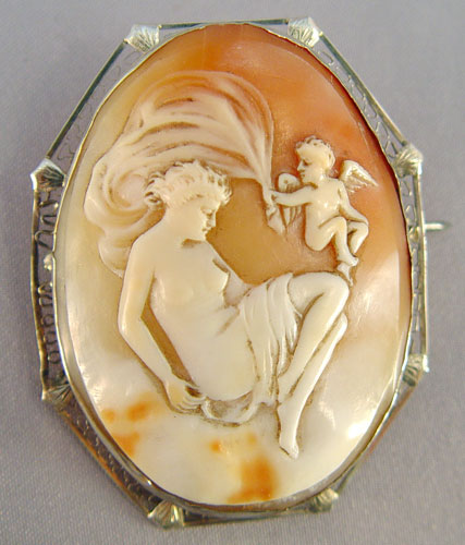 Appraisal: K CARVED SHELL NUDE CAMEO BROOCH K white gold framed