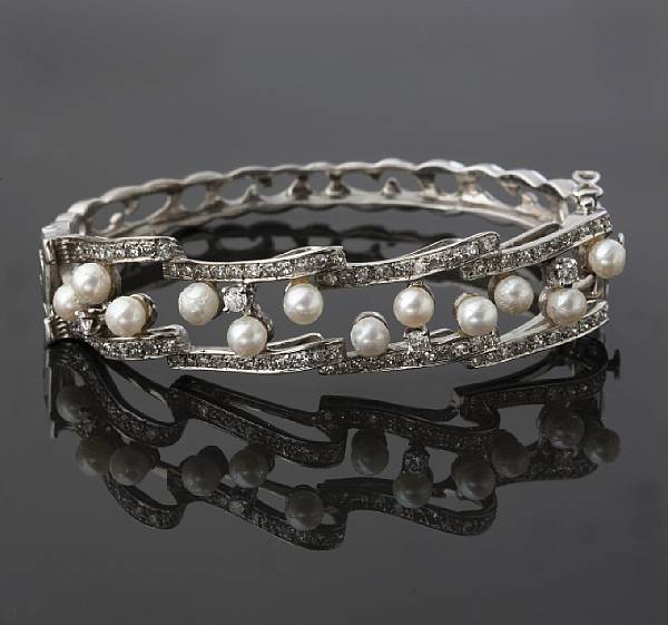 Appraisal: A cultured pearl diamond and k white gold bangle damage