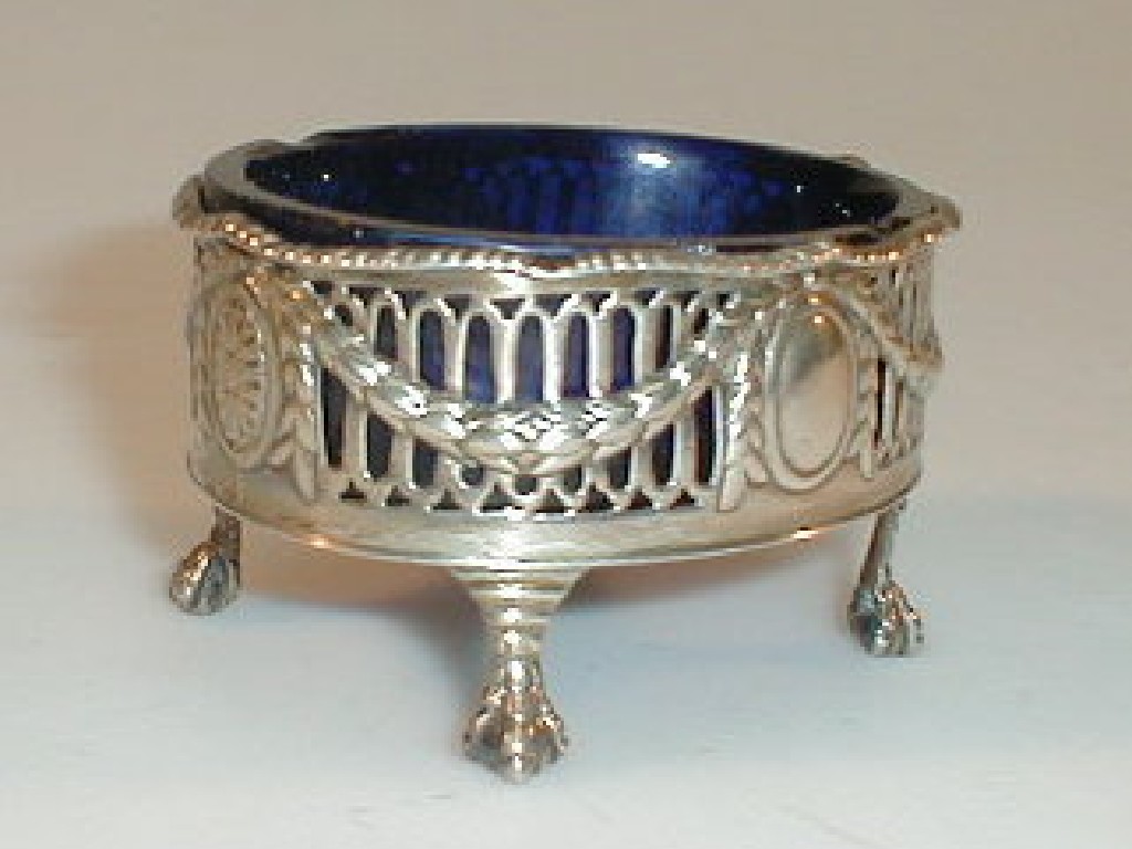 Appraisal: A Georgian silver oval salt of neo-classical design with pierced