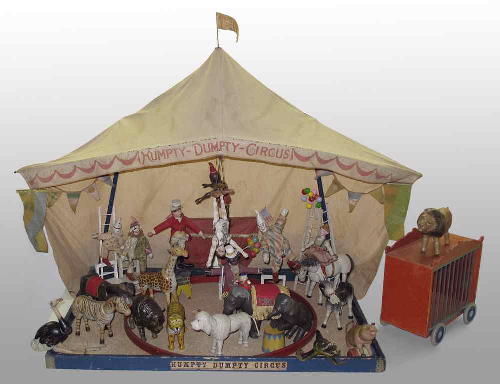 Appraisal: SCHOENHUT HUMPTY DUMPTY CIRCUS WITH TENT Approx pieces including the