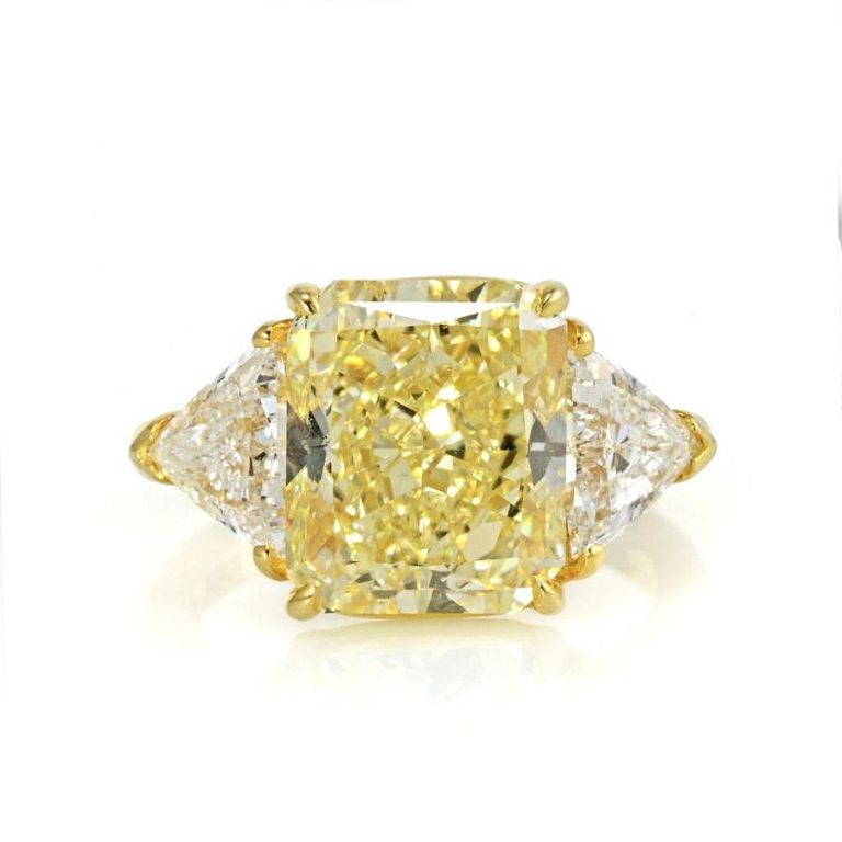 Appraisal: CARAT RADIANT CUT DIAMOND FANCY YELLOW GIA CARAT RADIANT CUT