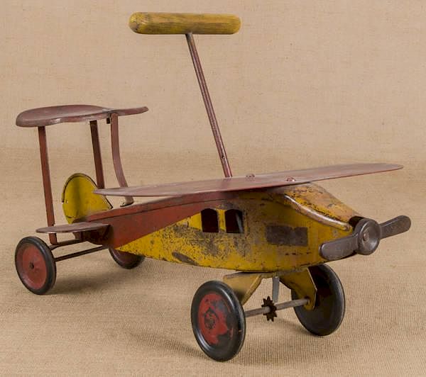 Appraisal: Keystone pressed steel ride-on airplane '' l Keystone pressed steel