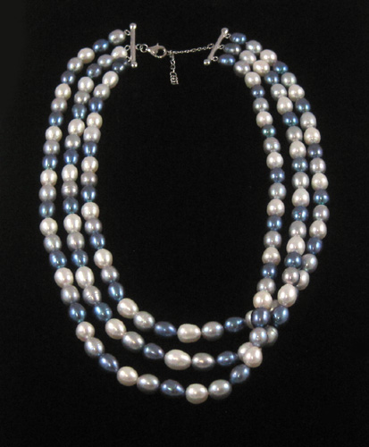 Appraisal: PRINCESS LENGTH PEARL NECKLACE having grey black and white pearls