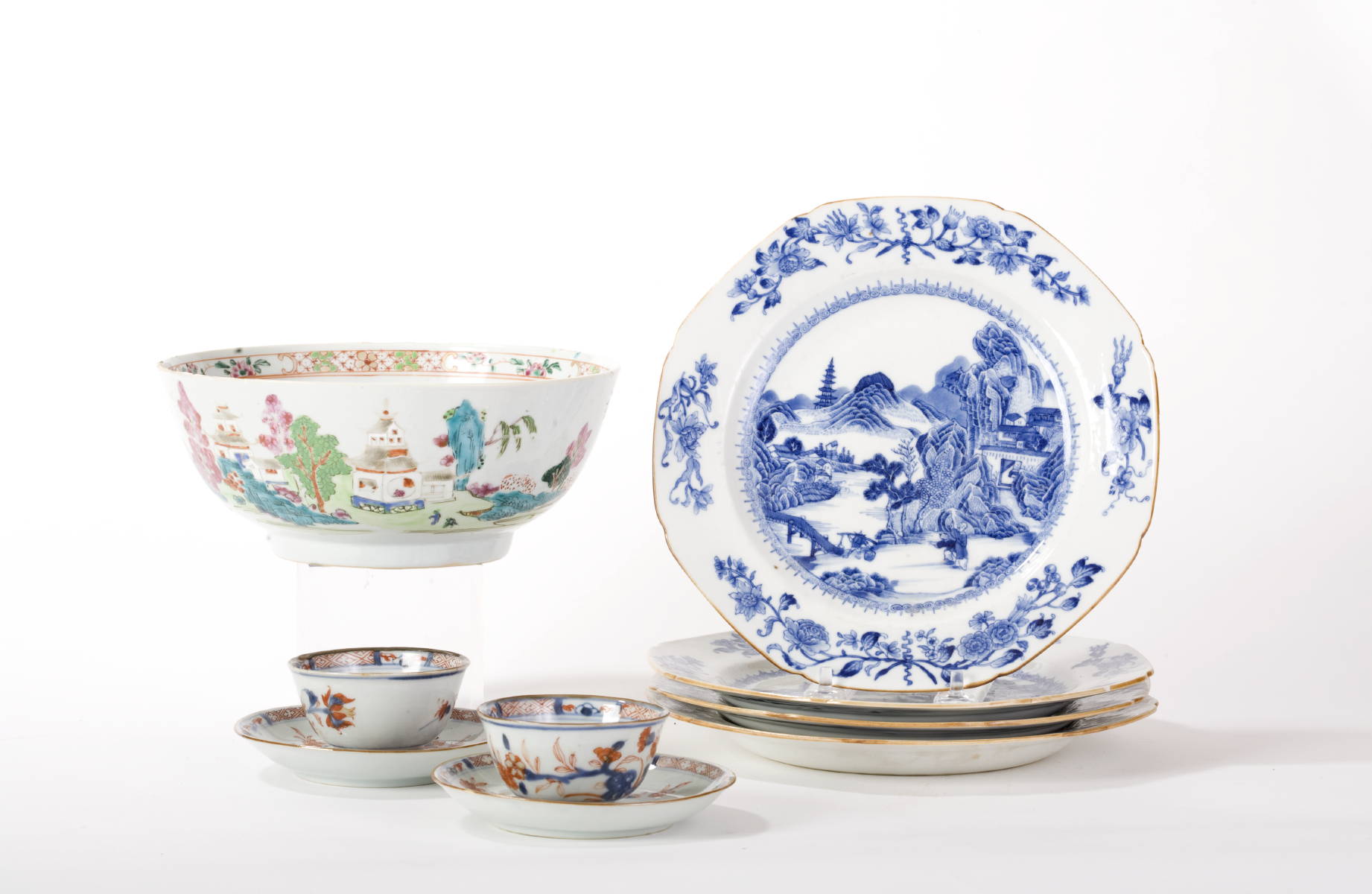 Appraisal: GROUP OF CHINESE EXPORT PORCELAIN TABLEWARES INCLUDING A POLYCHROME DECORATED