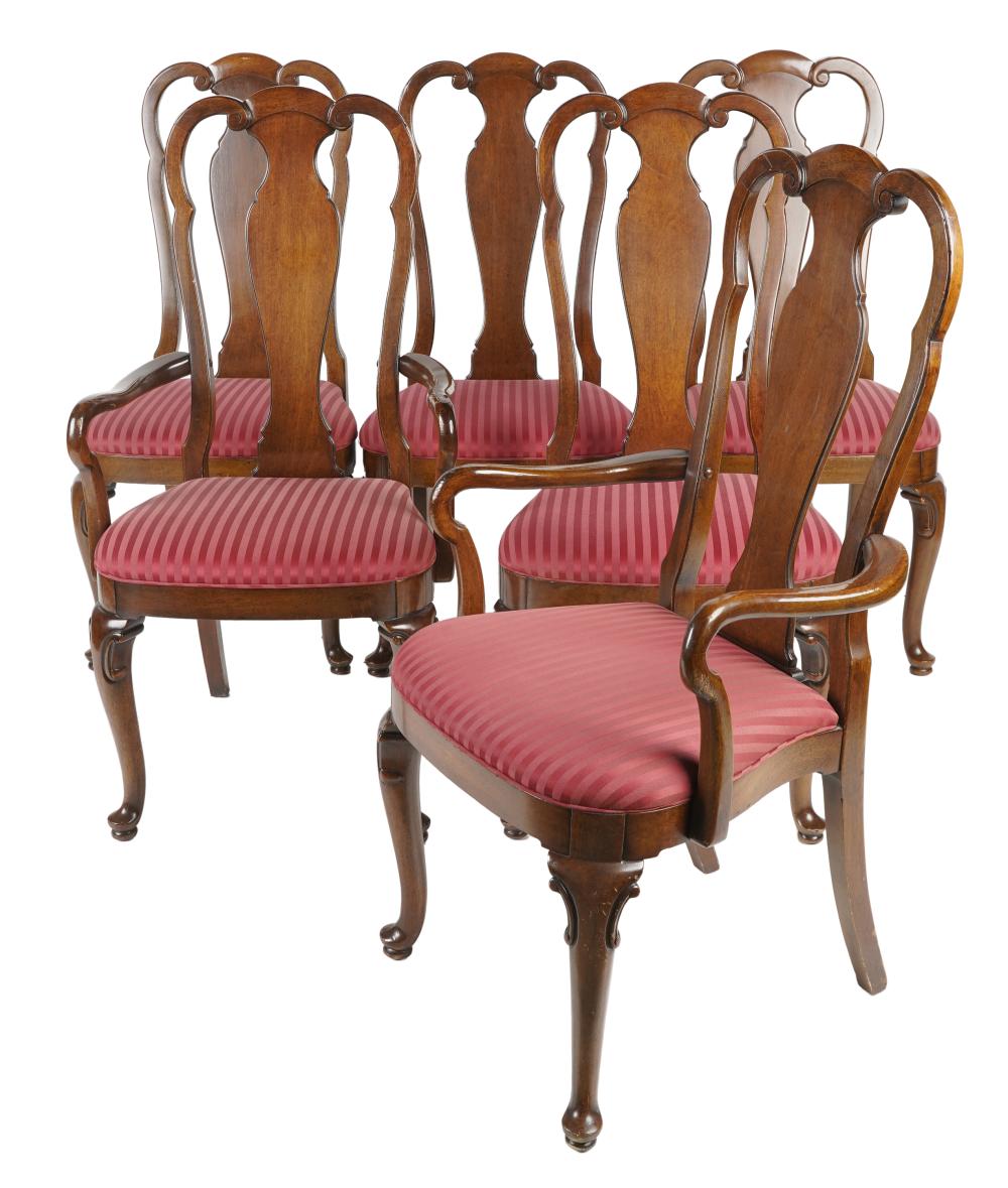 Appraisal: TWELVE QUEEN ANNE-STYLE MAHOGANY DINING CHAIRSsecond half th century unsigned