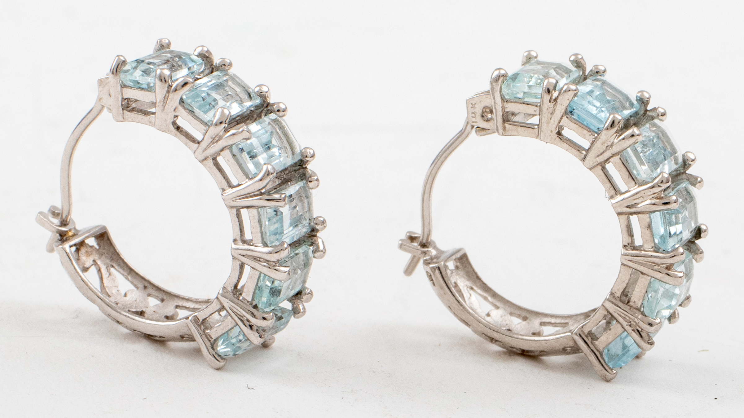 Appraisal: K WHITE GOLD AQUAMARINE MINI HOOP EARRINGS K white gold