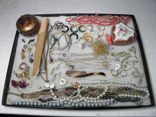 Appraisal: Assorted ladies costume jewelry lot Includes necklaces bracelets rings pins