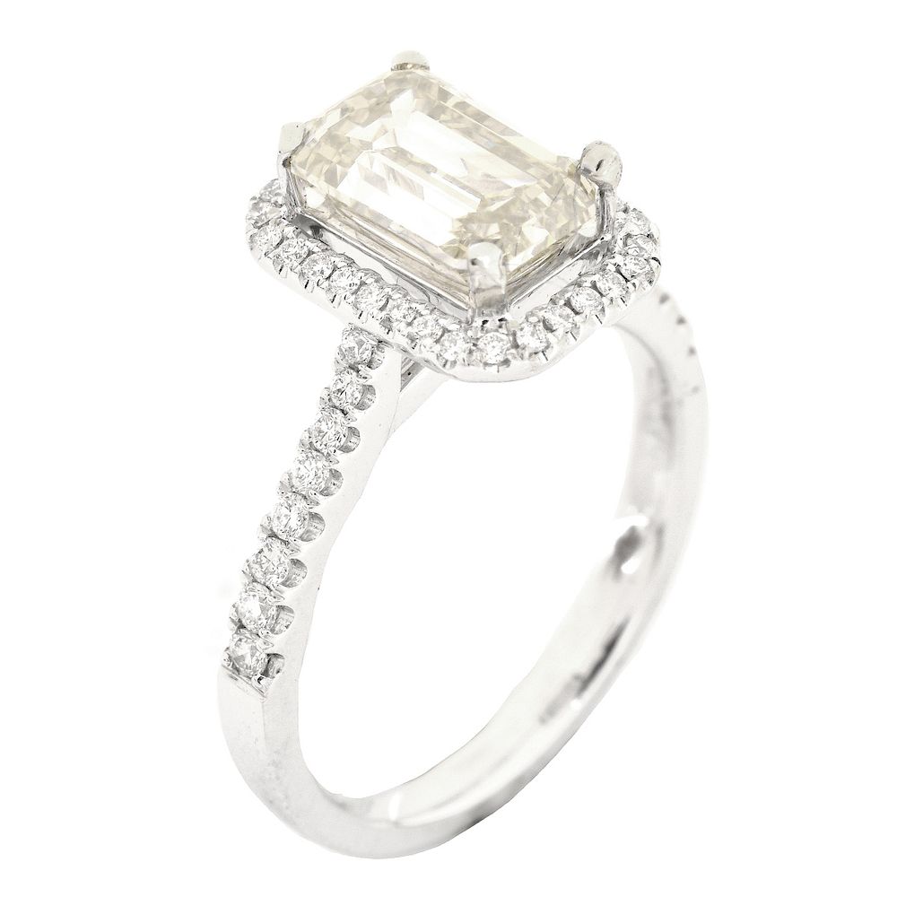 Appraisal: ct Emerald Cut Diamond Engagement Ring Carat Emerald Cut Diamond