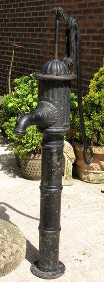 Appraisal: A Victorian iron pump