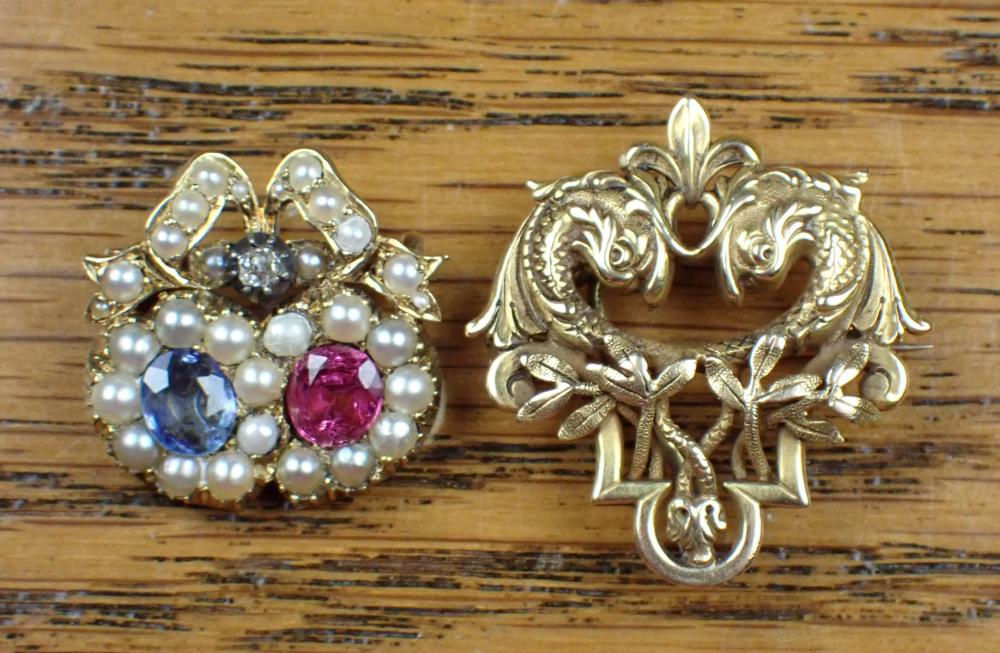 Appraisal: TWO VINTAGE BROOCHES open scrollwork pendant brooch of K yellow