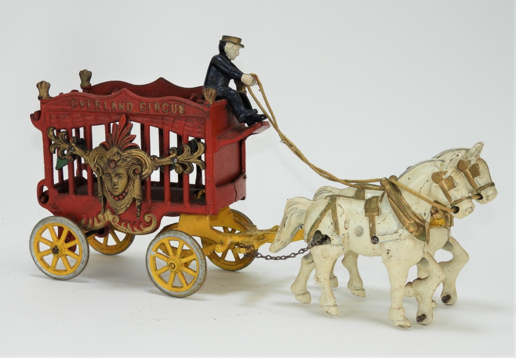 Appraisal: KENTON CAST IRON OVERLAND CIRCUS HORSE DRAWN WAGON United States