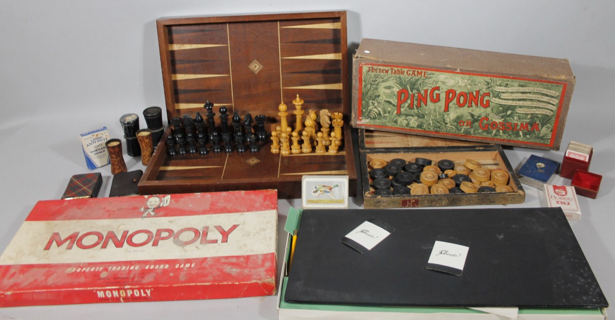 Appraisal: Various games accessories etc to include chrome plated card case