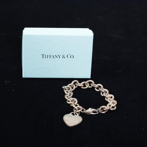 Appraisal: Tiffany Co Sterling Silver Heart Charm Bracelet w box