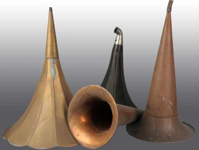 Appraisal: Lot of Large Phonograph Horns Description Includes three brass and