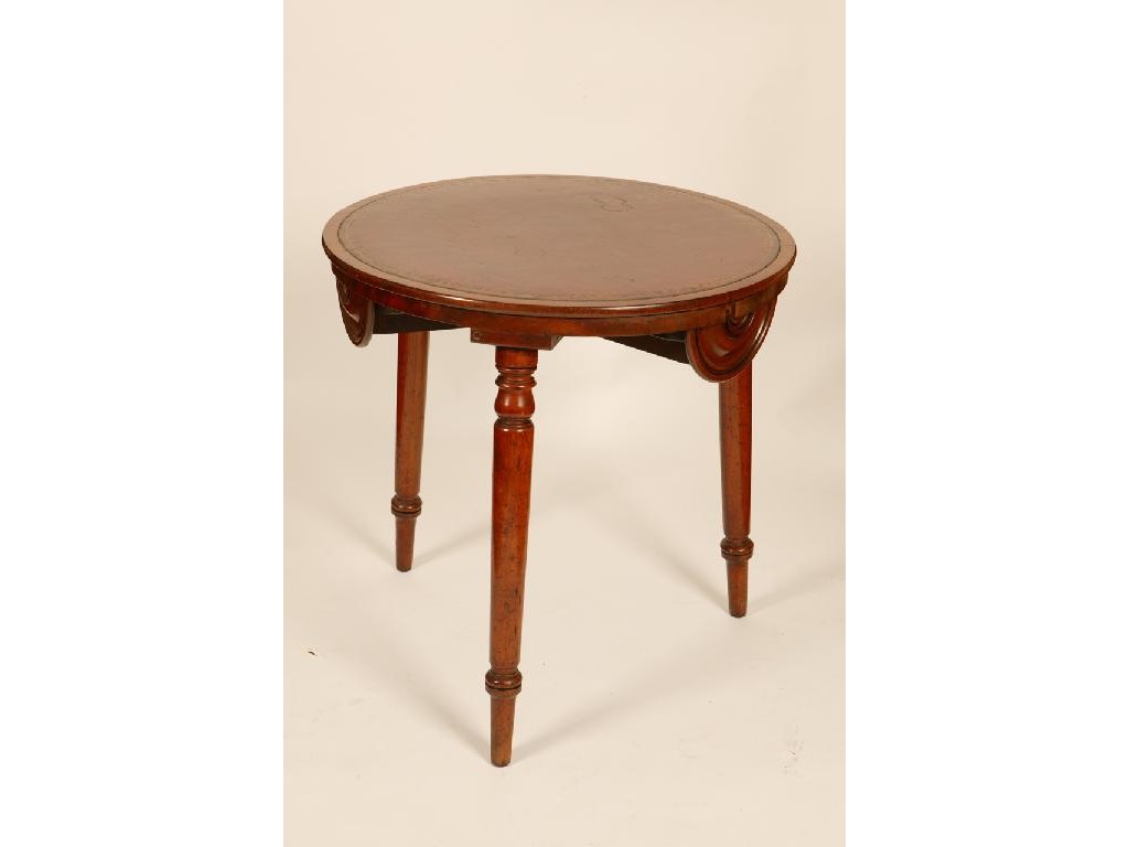 Appraisal: A REGENCY STYLE MAHOGANY OCCASIONAL TABLE with a circular leather-lined