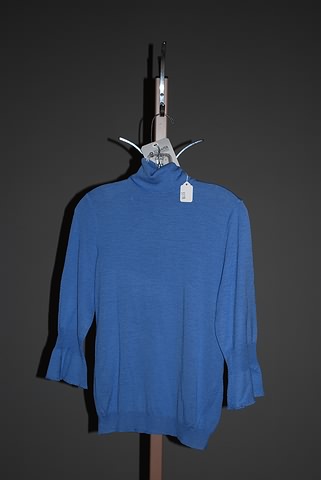 Appraisal: Moschino cerulean blue long sleeve wool turtleneck knit Size L