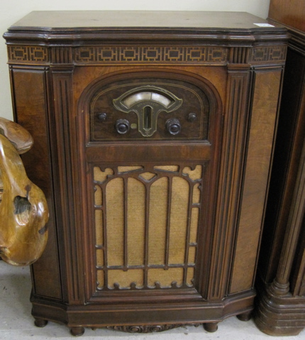 Appraisal: ATWATER KENT MODEL FLOOR RADIO Atwater Kent Manufacturing Co Philadelphia