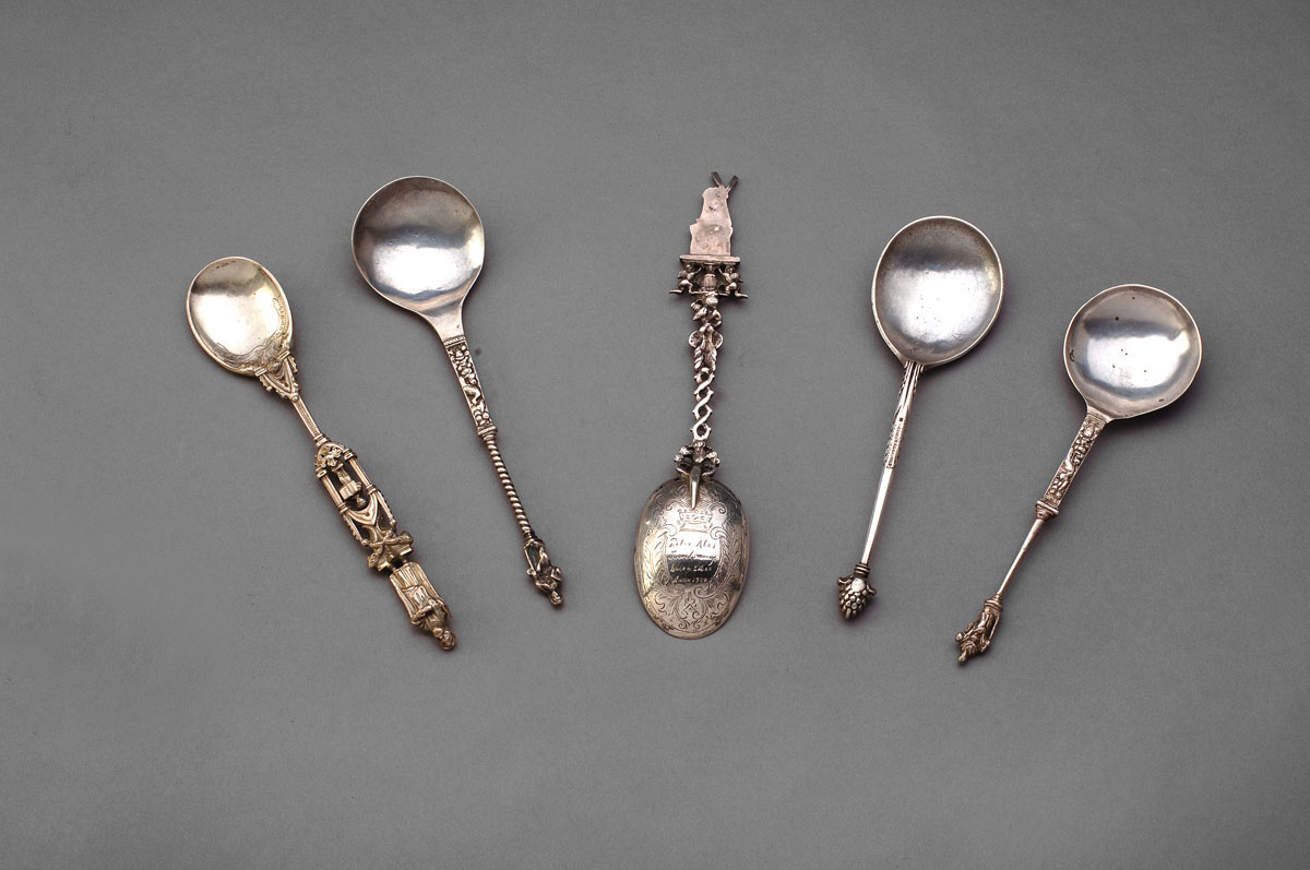 Appraisal: THREE CONTINENTAL SILVER SPOONS SEVENTEENTH CENTURY Th e fi rst