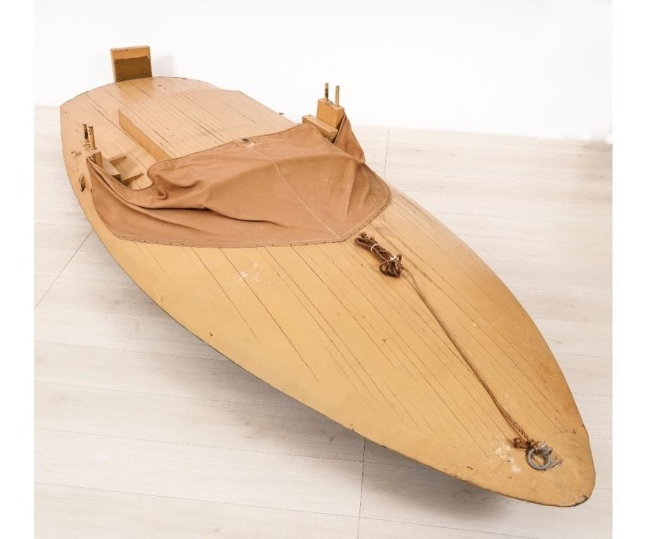 Appraisal: Sneakbox wooden hunting rowing boat built by unidentified builder in