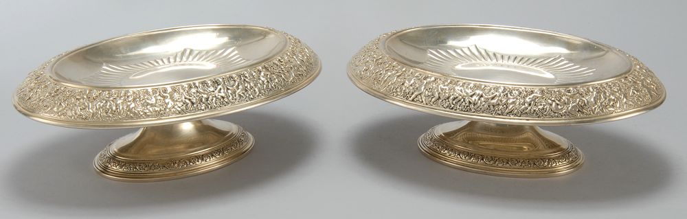 Appraisal: PAIR OF OVAL STERLING SILVER COMPOTES By Tiffany in the