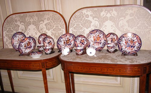 Appraisal: Title pc Derby Imari pattern partial tea set comprising saucers