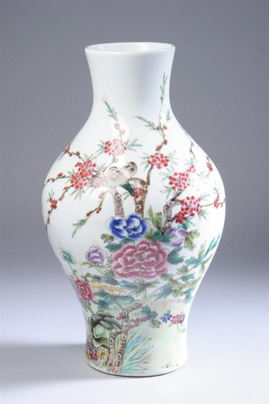 Appraisal: CHINESE FAMILLE ROSE PORCELAIN VASE - in high