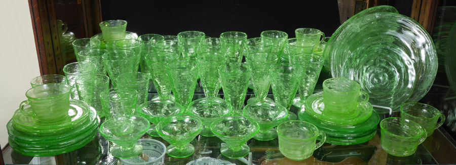 Appraisal: CONSOLIDATED GREEN ''CATALONIAN'' GLASSWARE Consolidated Phoenix glass old Spanish style