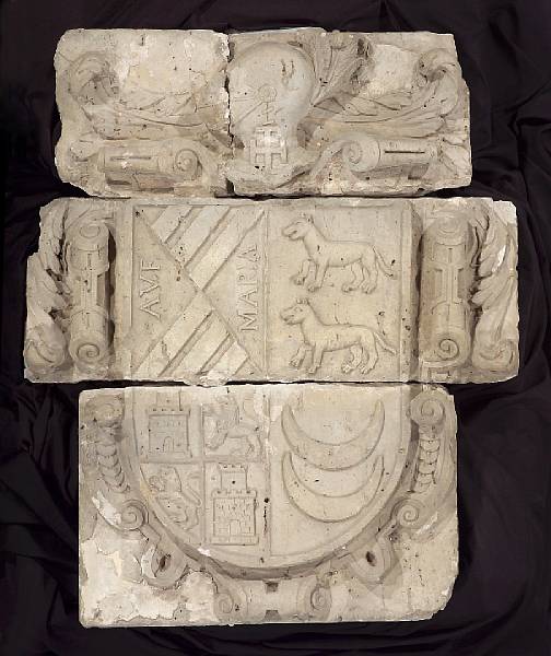 Appraisal: A fine and rare Spanish Renaissance limestone coat of arms