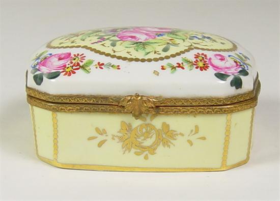 Appraisal: Hinged Porcelain Dresser Box Pink rose gray painted on creamy