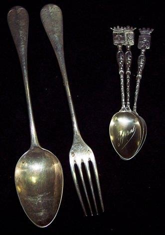 Appraisal: A presentation serving spoon cased and sundry Continental silver