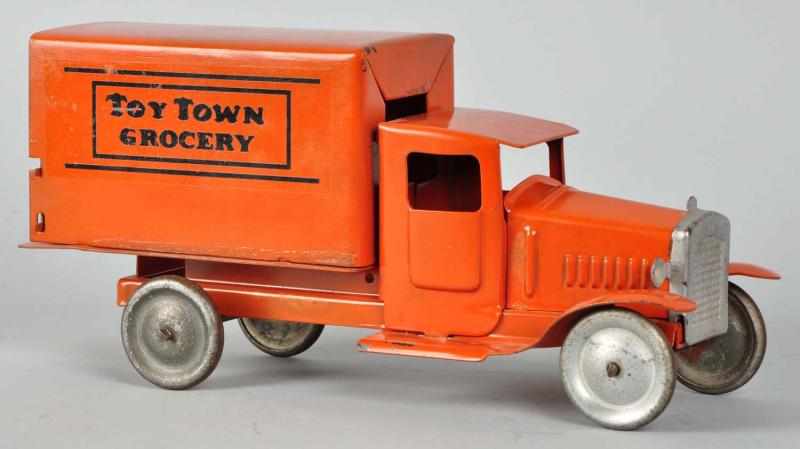 Appraisal: Pressed Steel Metalcraft Toy Town Grocery Truck Description American Marked