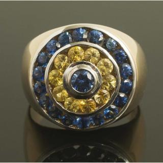 Appraisal: Yellow Blue Sapphire Gold Ring k gold ring containing concentric