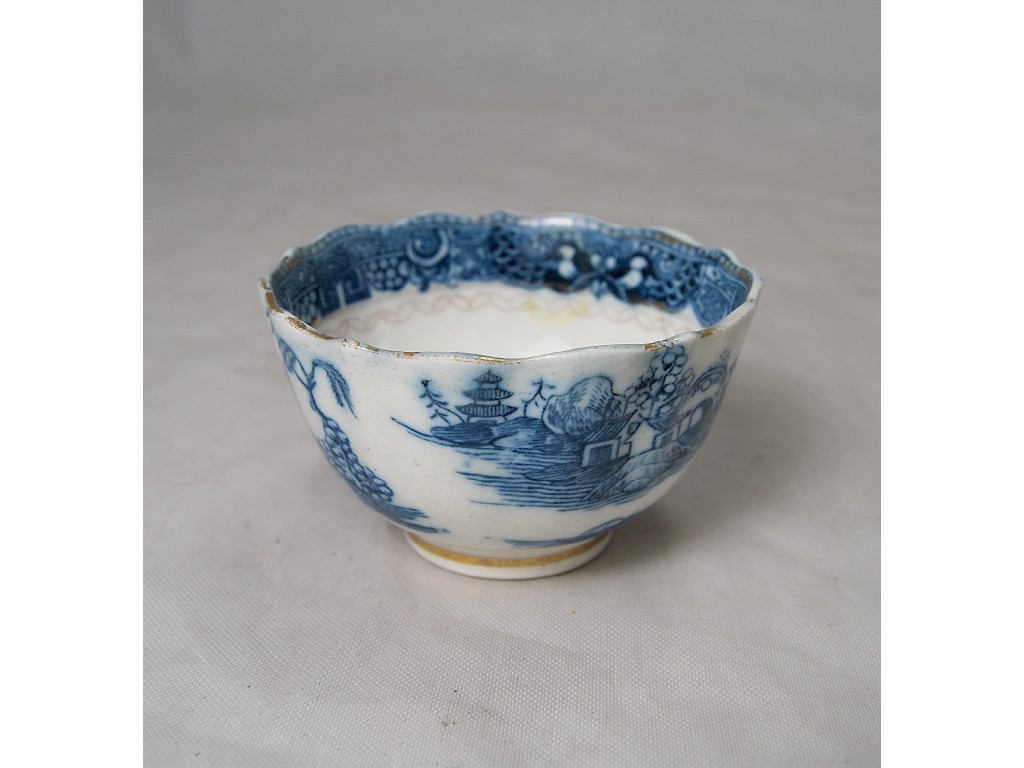 Appraisal: An th century Salopian porcelain tea bowl printed with blue