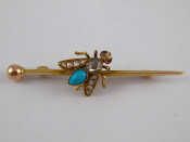 Appraisal: A Victorian carat gold insect or bug brooch with rose