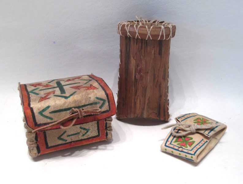 Appraisal: FIVE NATIVE AMERICAN BASKET AND PARFLECHE ITEMS including a small